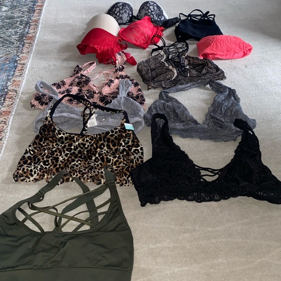 Victoria secrets - Picture 1 of 4